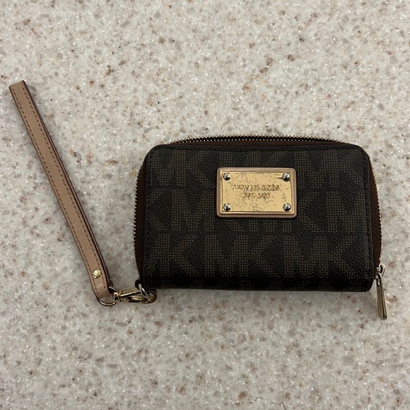 MICHAEL Michael Kors Handbags - Michael Kors wallet